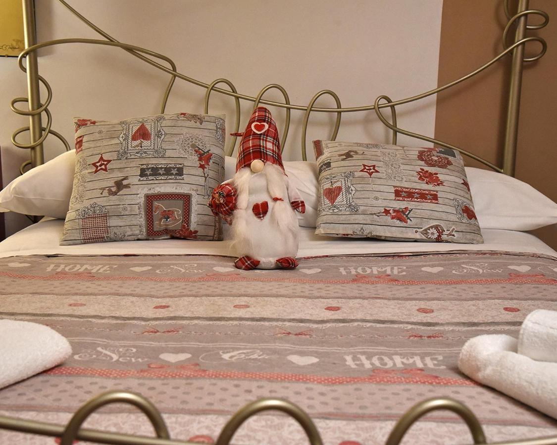 Bed and Breakfast Prigioni House Песк'єра-дель-Гарда Екстер'єр фото