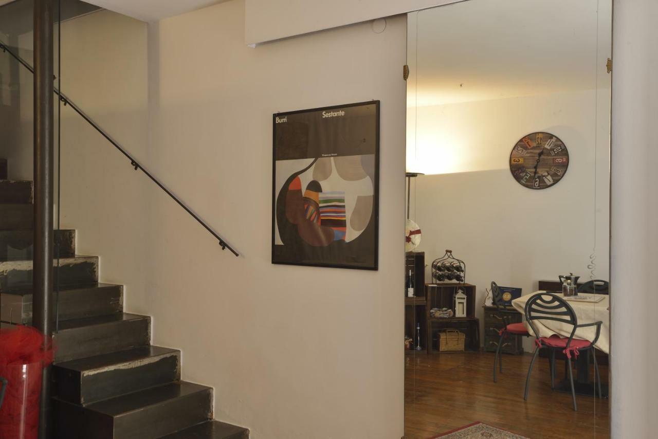 Bed and Breakfast Prigioni House Песк'єра-дель-Гарда Екстер'єр фото
