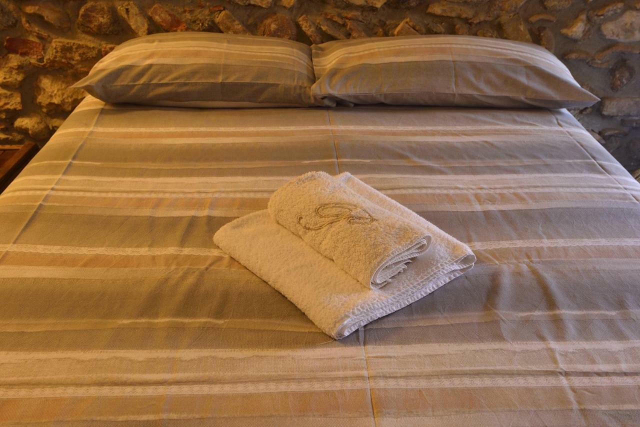 Bed and Breakfast Prigioni House Песк'єра-дель-Гарда Екстер'єр фото